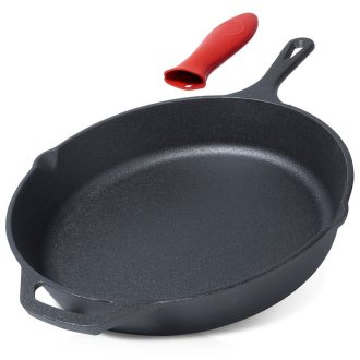   Öntöttvas serpenyő szilikon fogantyúvédővel 30 cm – CAST LINE